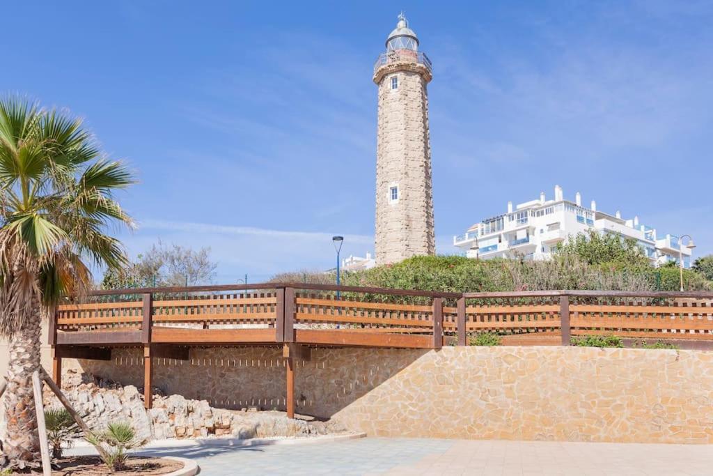 Faro Puerto Эстепона Экстерьер фото